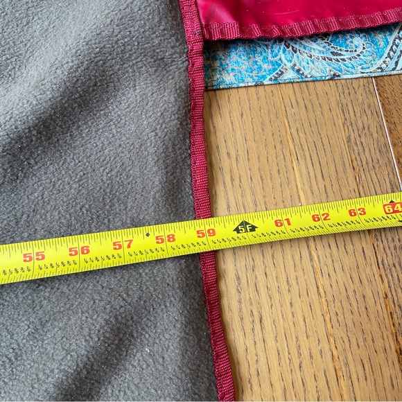 Thirty One Tail Gate Blanket Throw burgundy plaid 59” x 37.5” - Picture 5 of 6